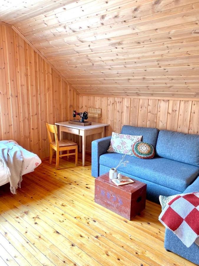 Stort Og Autentisk Hus I Skjak - Kort Vei Til Lom! Luaran gambar